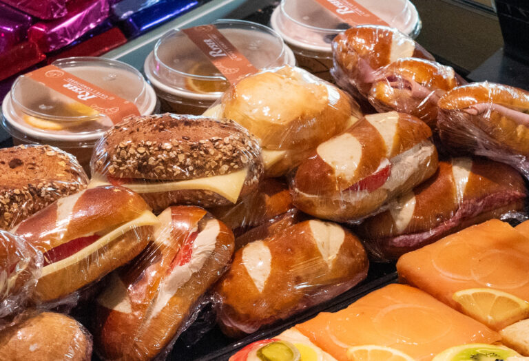 Canapés & Snacks