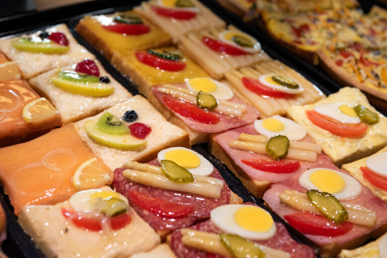 Canapés & Snacks